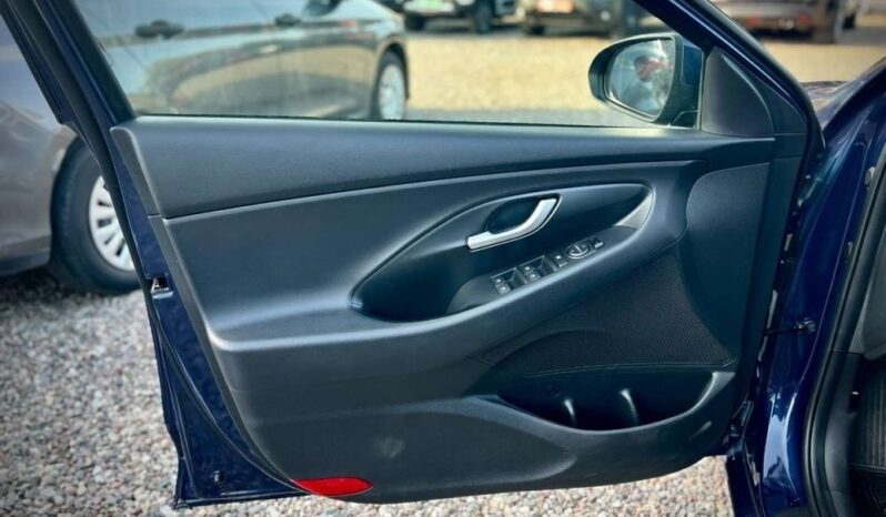 HYUNDAI I30  | FWD (przód) | Manualna | 100 KM | Granatowy full