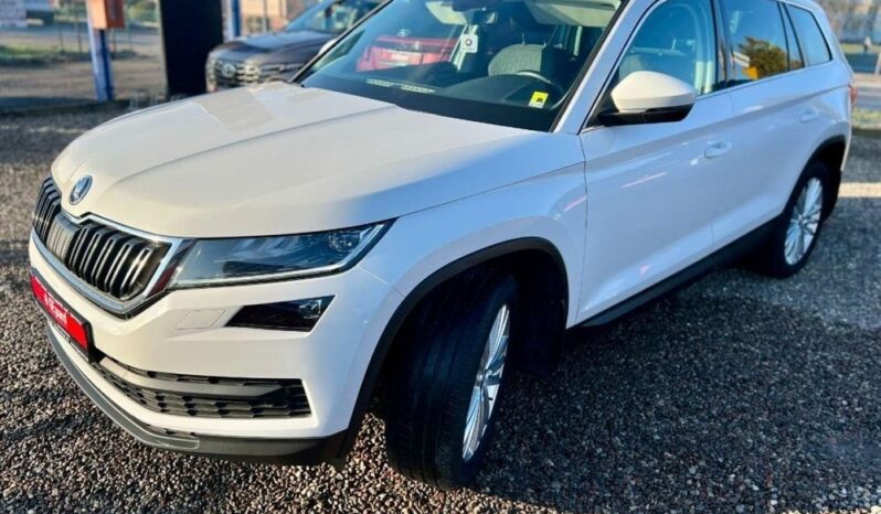 Skoda Kodiaq  | Fwd (Przód) | Manualna | 150 Km | Biały