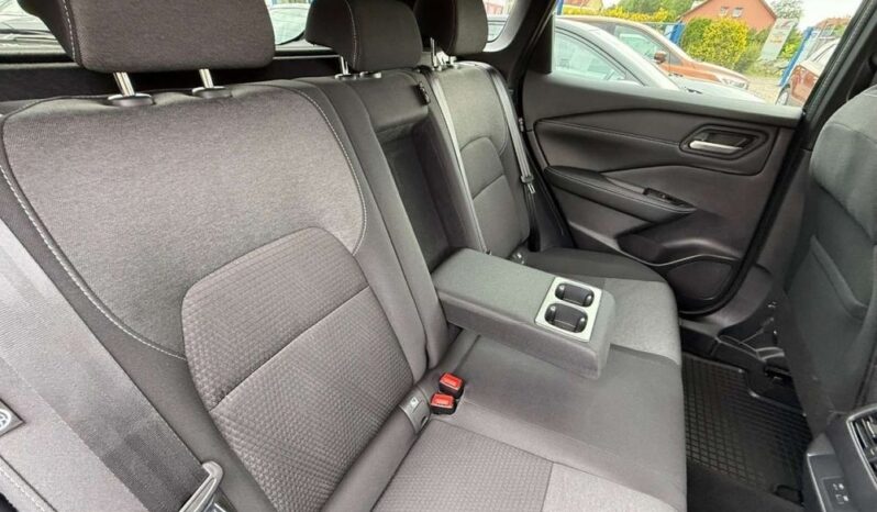 NISSAN Qashqai  | FWD (przód) | Manualna | 140 KM | Czarny full
