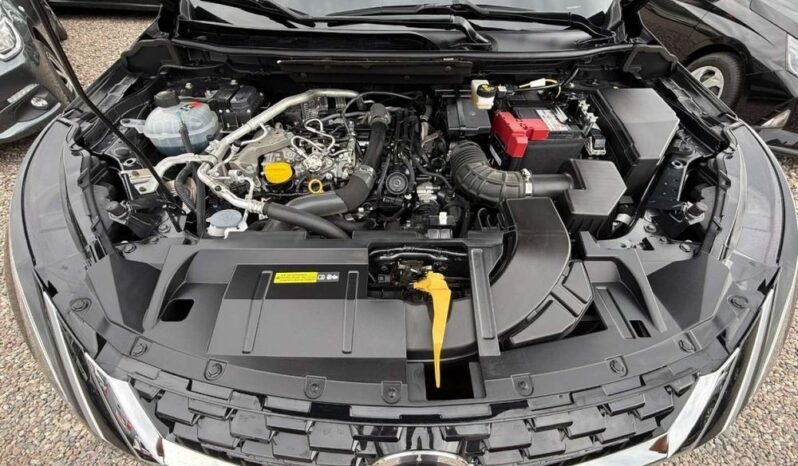 NISSAN Qashqai  | FWD (przód) | Manualna | 140 KM | Czarny full