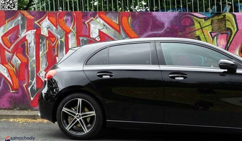 MERCEDES-BENZ Klasa A | 4×4 (doł. automatycznie) | Automatyczna | 218 KM | Czarny full