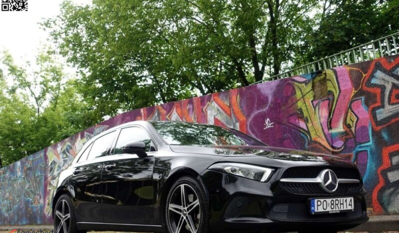 MERCEDES-BENZ Klasa A | 4×4 (doł. automatycznie) | Automatyczna | 218 KM | Czarny full