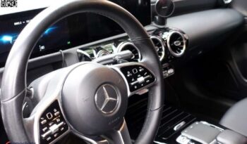 MERCEDES-BENZ Klasa A | 4×4 (doł. automatycznie) | Automatyczna | 218 KM | Czarny full