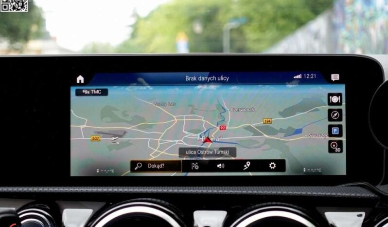 MERCEDES-BENZ Klasa A | 4×4 (doł. automatycznie) | Automatyczna | 218 KM | Czarny full