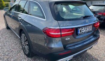 MERCEDES-BENZ Klasa E | 4×4 (stały) | Automatyczna | 195 KM | Szary full