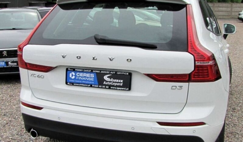 Volvo XC 60 | FWD (przód) | Manualna | 150 KM | Biały full