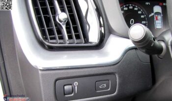 VOLVO XC 60 | FWD (przód) | Manualna | 150 KM | Biały full