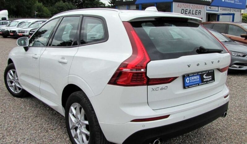 Volvo XC 60 | FWD (przód) | Manualna | 150 KM | Biały full