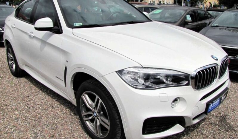 BMW X6 M | 4×4 (doł. automatycznie) | Automatyczna | 313 KM | Biały full