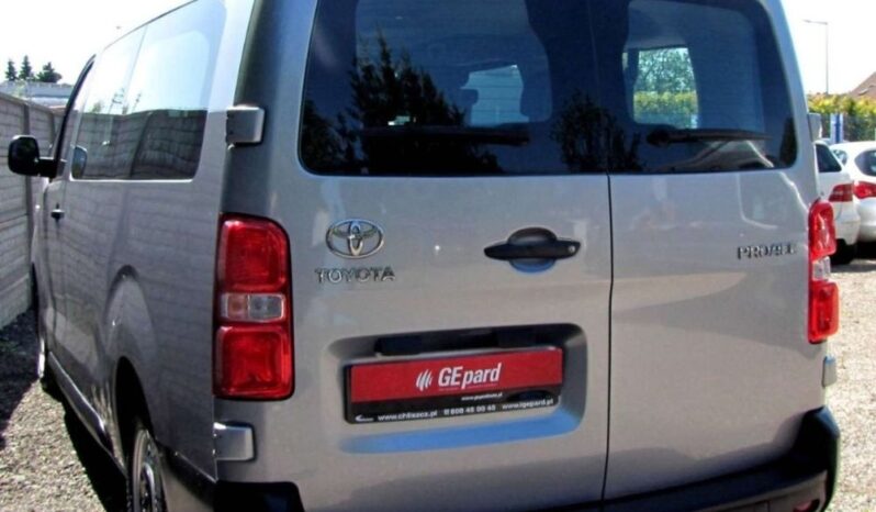 TOYOTA ProAce | FWD (przód) | Manualna | 120 KM | Srebrny full