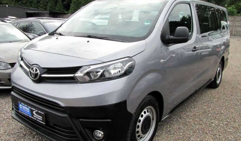 TOYOTA ProAce | FWD (przód) | Manualna | 120 KM | Srebrny full