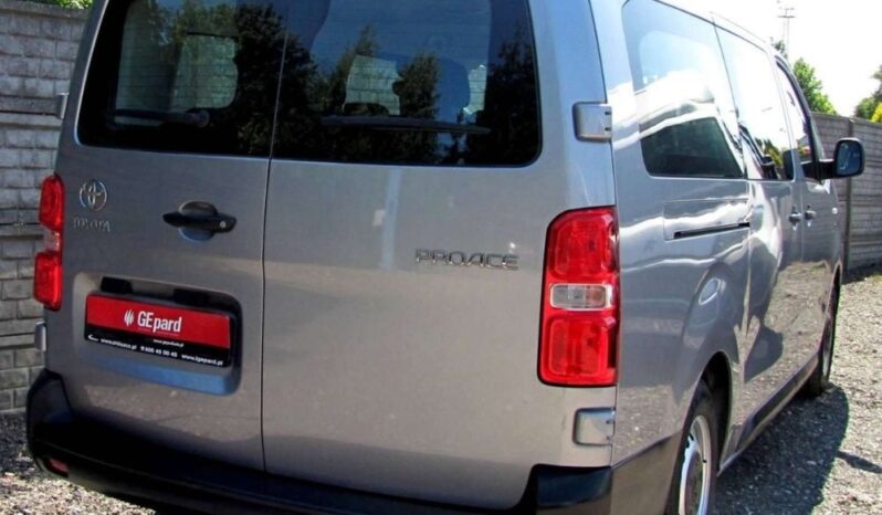 TOYOTA ProAce | FWD (przód) | Manualna | 120 KM | Srebrny full