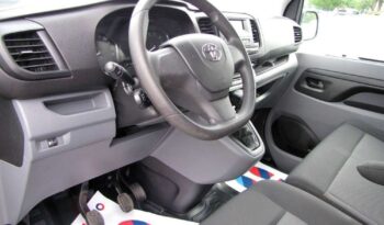 TOYOTA ProAce | FWD (przód) | Manualna | 120 KM | Srebrny full