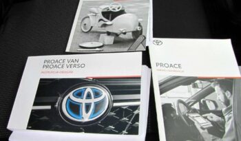 TOYOTA ProAce | FWD (przód) | Manualna | 120 KM | Srebrny full