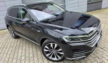 VOLKSWAGEN Touareg  | 4×4 (stały) | Automatyczna | 286 KM | Czarny full