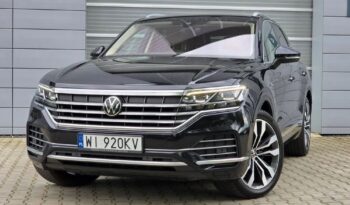 VOLKSWAGEN Touareg  | 4×4 (stały) | Automatyczna | 286 KM | Czarny full