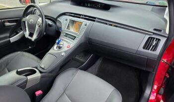 TOYOTA Prius  | FWD (przód) | Automatyczna | 99 KM | Bordowy full