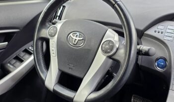 TOYOTA Prius  | FWD (przód) | Automatyczna | 99 KM | Bordowy full