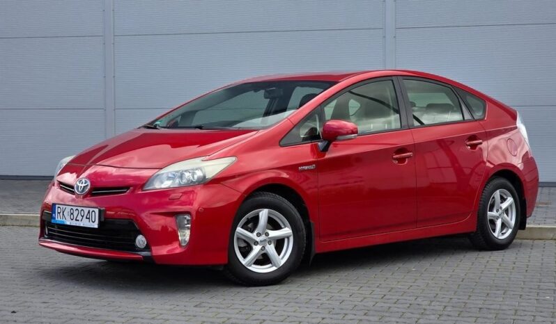 TOYOTA Prius  | FWD (przód) | Automatyczna | 99 KM | Bordowy full