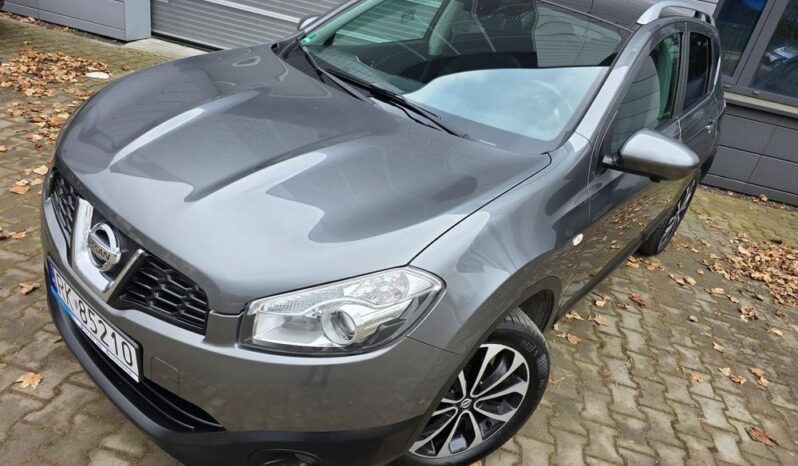 NISSAN Qashqai  | FWD (przód) | Automatyczna | 140 KM | Srebrny full