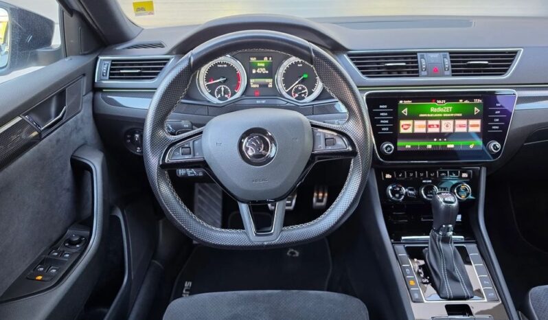 SKODA Superb  | 4×4 (doł. automatycznie) | Automatyczna | 280 KM | Srebrny full
