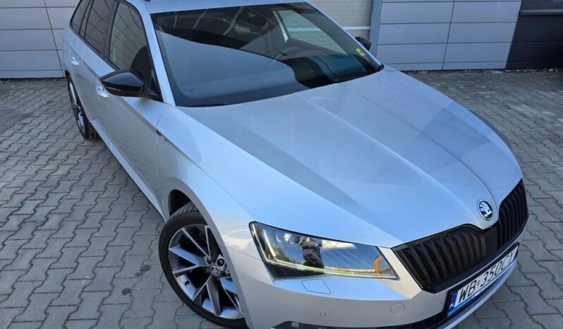 SKODA Superb  | 4×4 (doł. automatycznie) | Automatyczna | 280 KM | Srebrny full