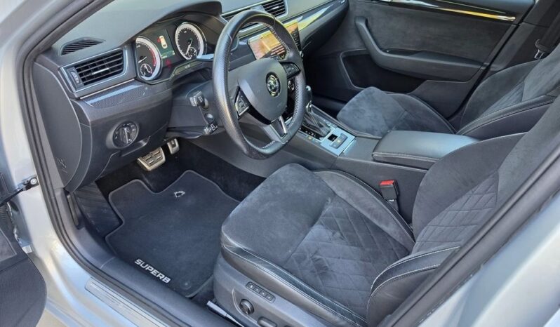 SKODA Superb  | 4×4 (doł. automatycznie) | Automatyczna | 280 KM | Srebrny full