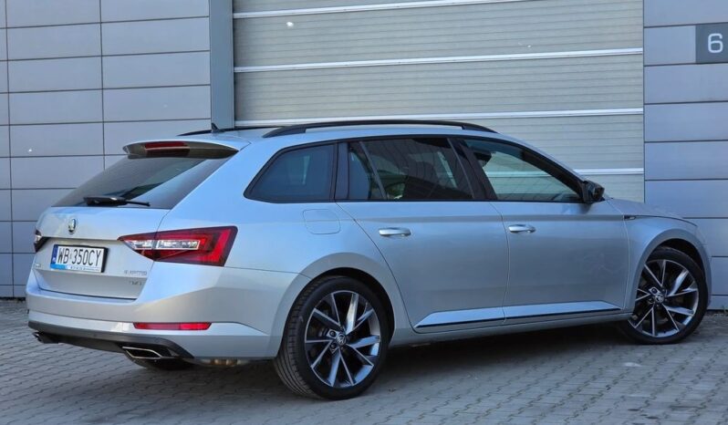 SKODA Superb  | 4×4 (doł. automatycznie) | Automatyczna | 280 KM | Srebrny full