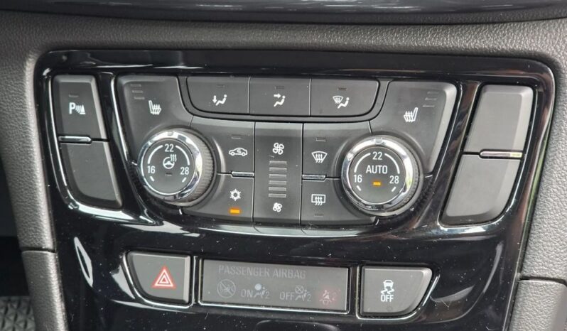 OPEL Mokka  | FWD (przód) | Automatyczna | 140 KM | Niebieski full