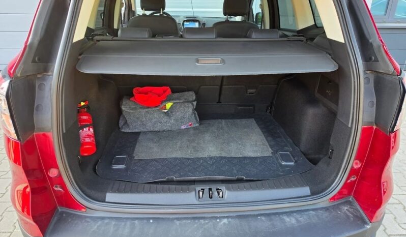 FORD Kuga  | FWD (przód) | Manualna | 150 KM | Czerwony full