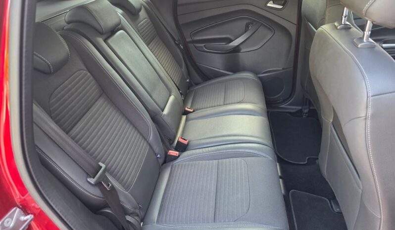 FORD Kuga  | FWD (przód) | Manualna | 150 KM | Czerwony full