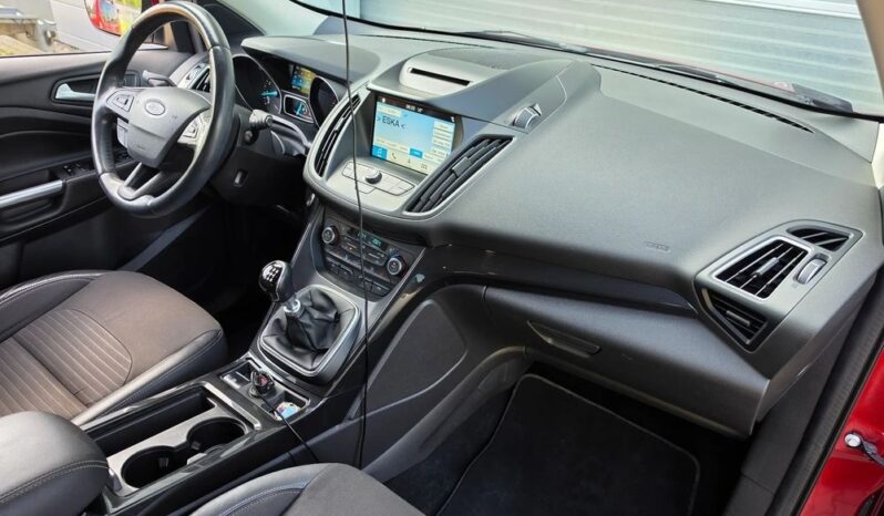 FORD Kuga  | FWD (przód) | Manualna | 150 KM | Czerwony full