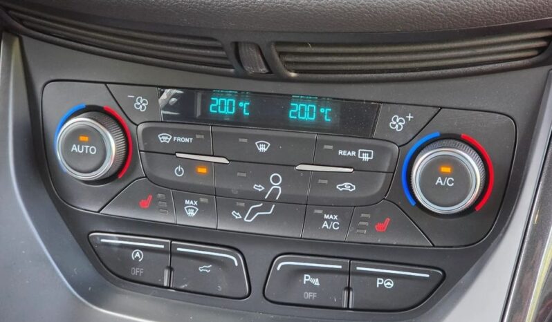 FORD Kuga  | FWD (przód) | Manualna | 150 KM | Czerwony full