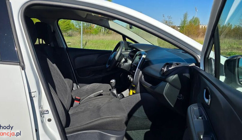 RENAULT Clio  | FWD (przód) | Manualna | 76 KM | Biały full