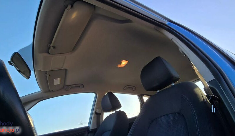 HYUNDAI ix20  | FWD (przód) | Manualna | 90 KM | Niebieski full