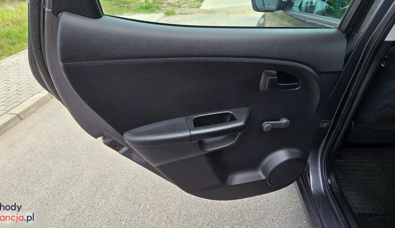 KIA Venga  | FWD (przód) | Manualna | 90 KM | Szary full