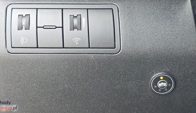 KIA Venga  | FWD (przód) | Manualna | 90 KM | Szary full
