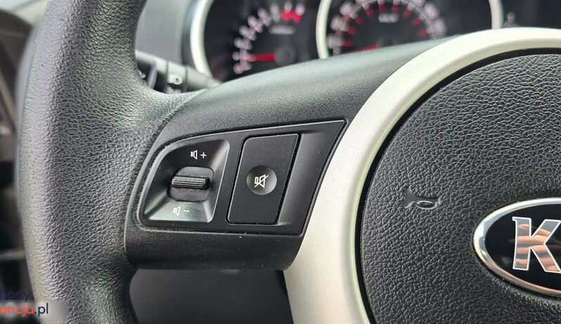 KIA Venga  | FWD (przód) | Manualna | 90 KM | Szary full