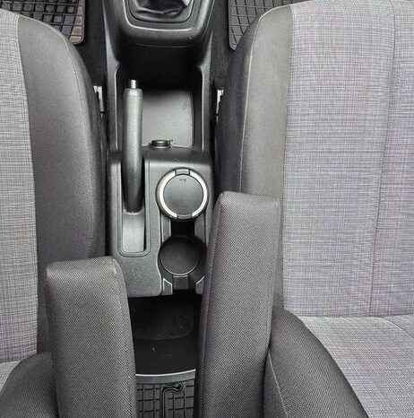 KIA Venga  | FWD (przód) | Manualna | 90 KM | Szary full