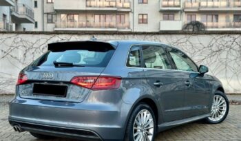 AUDI A3  | FWD (przód) | Automatyczna | 125 KM | Szary full