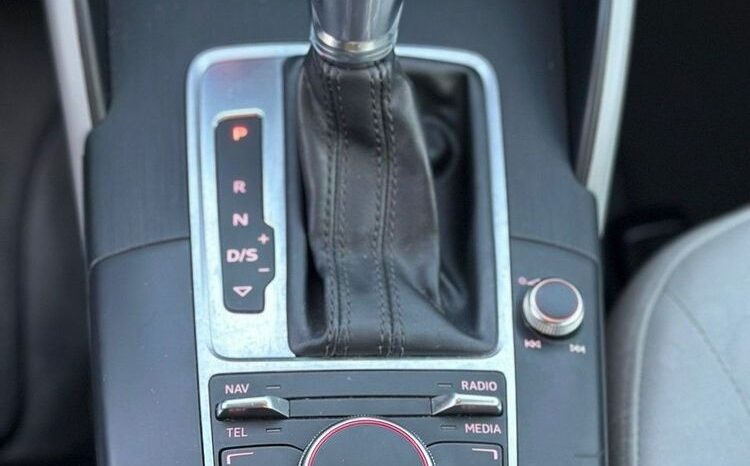 AUDI A3  | FWD (przód) | Automatyczna | 125 KM | Szary full