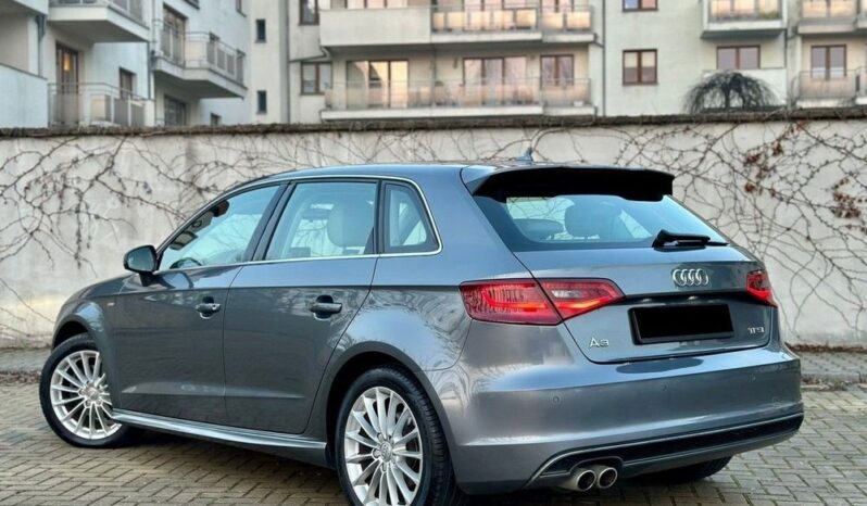 AUDI A3  | FWD (przód) | Automatyczna | 125 KM | Szary full