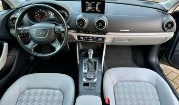 AUDI A3  | FWD (przód) | Automatyczna | 125 KM | Szary full
