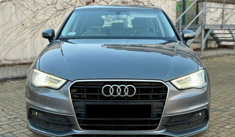 AUDI A3  | FWD (przód) | Automatyczna | 125 KM | Szary full