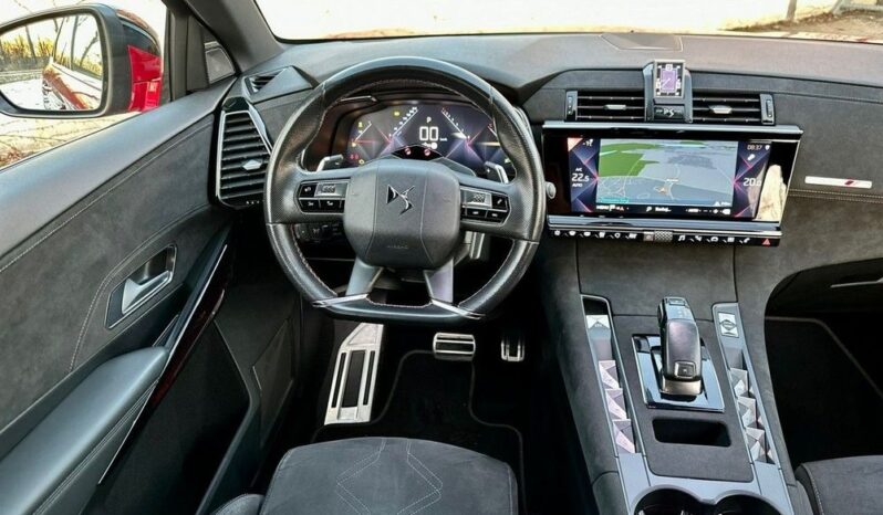 DS Automobiles DS 7 Crossback | FWD (przód) | Automatyczna | 225 KM | Bordowy full