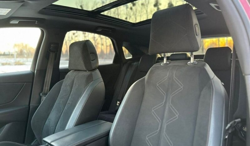 DS Automobiles DS 7 Crossback | FWD (przód) | Automatyczna | 225 KM | Bordowy full