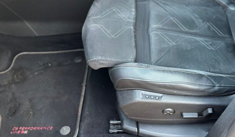 DS Automobiles DS 7 Crossback | FWD (przód) | Automatyczna | 225 KM | Bordowy full