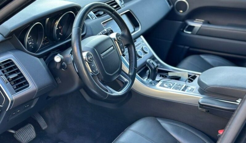 LAND ROVER Range Rover Sport | 4×4 (doł. automatycznie) | Automatyczna | 241 KM | Czarny full