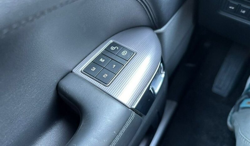 LAND ROVER Range Rover Sport | 4×4 (doł. automatycznie) | Automatyczna | 241 KM | Czarny full