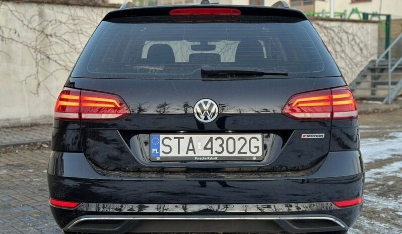 VOLKSWAGEN Golf  | 4×4 (doł. automatycznie) | Manualna | 170 KM | Czarny full